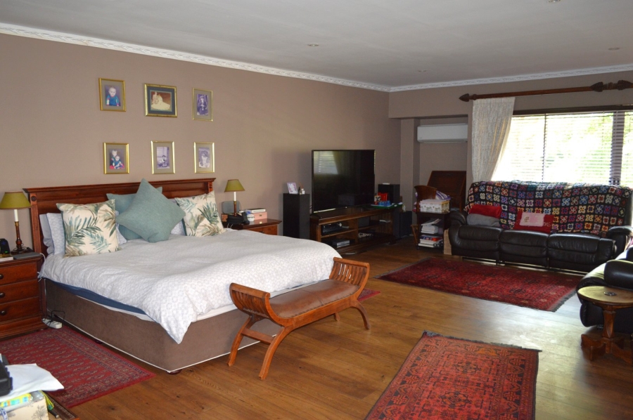 4 Bedroom Property for Sale in Wilkoppies North West